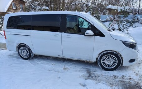 Mercedes-Benz V-Класс, 2019 год, 3 690 000 рублей, 6 фотография