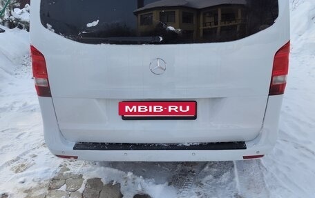 Mercedes-Benz V-Класс, 2019 год, 3 690 000 рублей, 4 фотография