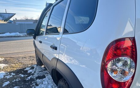 Chevrolet Niva I рестайлинг, 2019 год, 900 000 рублей, 4 фотография