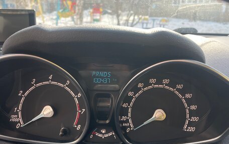 Ford Fiesta, 2015 год, 950 000 рублей, 13 фотография