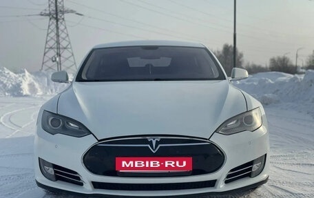 Tesla Model S I, 2014 год, 2 500 000 рублей, 3 фотография