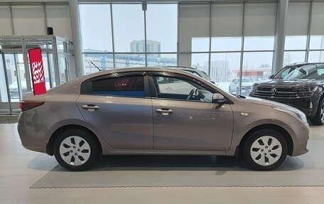 KIA Rio IV, 2018 год, 1 259 000 рублей, 4 фотография
