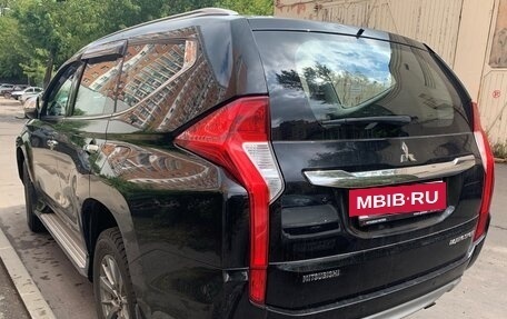 Mitsubishi Pajero Sport III рестайлинг, 2018 год, 3 390 000 рублей, 4 фотография