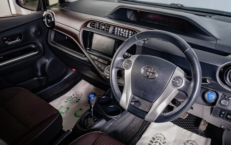 Toyota Aqua I, 2017 год, 1 239 000 рублей, 8 фотография