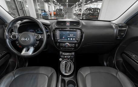 KIA Soul II рестайлинг, 2019 год, 1 930 000 рублей, 8 фотография