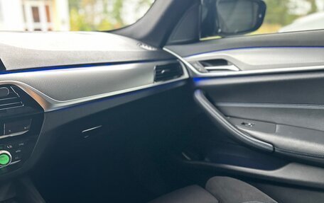 BMW 5 серия, 2019 год, 3 950 000 рублей, 9 фотография