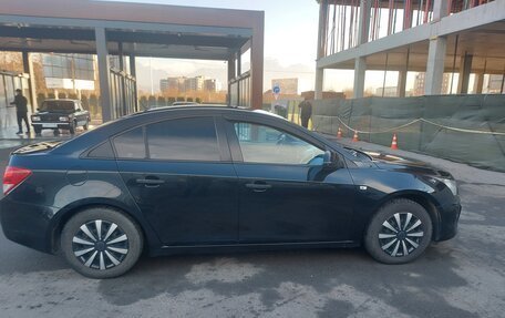 Chevrolet Cruze II, 2012 год, 700 000 рублей, 3 фотография