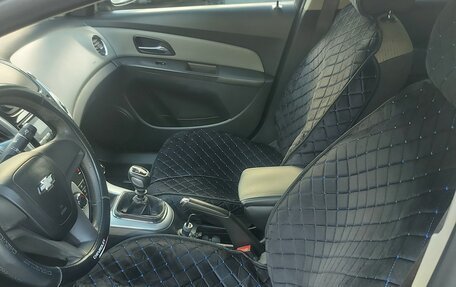 Chevrolet Cruze II, 2012 год, 700 000 рублей, 7 фотография