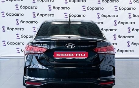 Hyundai Solaris II рестайлинг, 2021 год, 1 565 000 рублей, 4 фотография