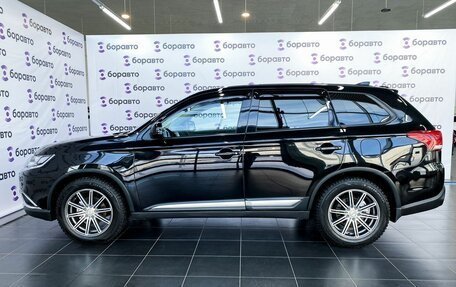 Mitsubishi Outlander III рестайлинг 3, 2018 год, 1 790 000 рублей, 7 фотография