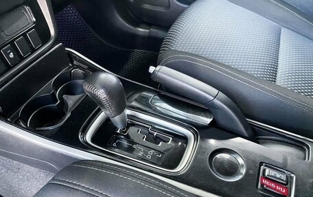 Mitsubishi Outlander III рестайлинг 3, 2018 год, 1 790 000 рублей, 11 фотография