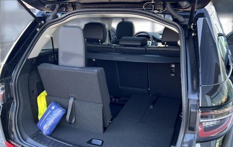 Land Rover Discovery Sport I рестайлинг, 2025 год, 12 490 000 рублей, 9 фотография