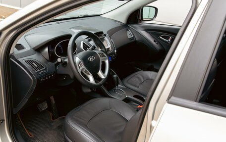 Hyundai ix35 I рестайлинг, 2013 год, 1 265 000 рублей, 13 фотография