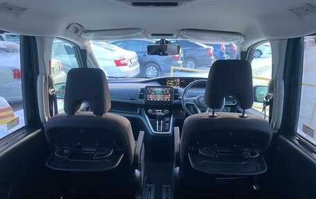 Nissan Serena IV, 2018 год, 2 150 000 рублей, 14 фотография