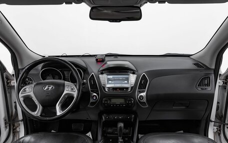 Hyundai ix35 I рестайлинг, 2015 год, 1 295 000 рублей, 9 фотография