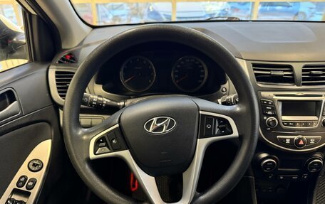 Hyundai Solaris II рестайлинг, 2015 год, 850 000 рублей, 7 фотография