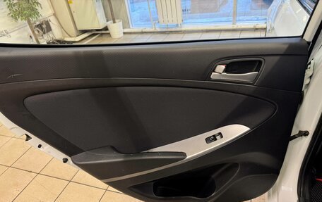 Hyundai Solaris II рестайлинг, 2015 год, 850 000 рублей, 15 фотография