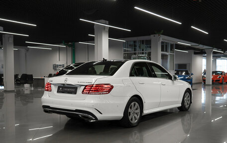 Mercedes-Benz E-Класс, 2015 год, 2 450 000 рублей, 5 фотография