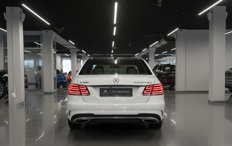 Mercedes-Benz E-Класс, 2015 год, 2 450 000 рублей, 6 фотография