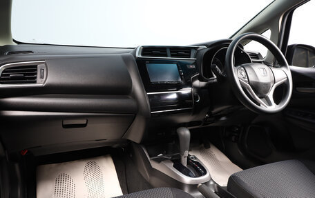 Honda Fit III, 2018 год, 1 469 000 рублей, 9 фотография