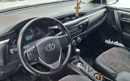 Toyota Corolla, 2014 год, 1 490 000 рублей, 5 фотография
