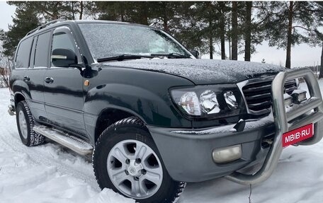 Toyota Land Cruiser 100 рестайлинг 2, 1998 год, 2 390 000 рублей, 1 фотография