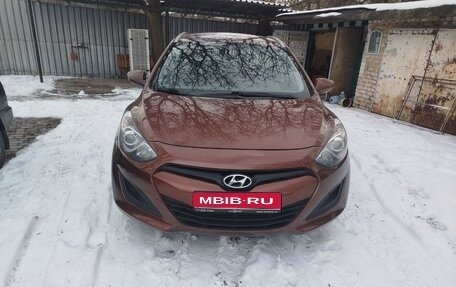 Hyundai i30 II рестайлинг, 2013 год, 850 000 рублей, 1 фотография