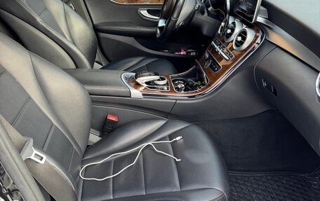 Mercedes-Benz C-Класс, 2016 год, 2 500 000 рублей, 10 фотография