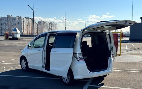 Honda Freed I, 2012 год, 1 150 000 рублей, 3 фотография