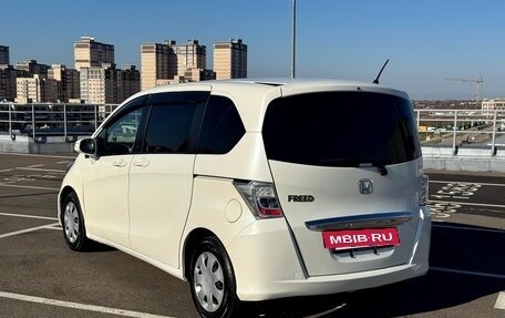 Honda Freed I, 2012 год, 1 150 000 рублей, 13 фотография