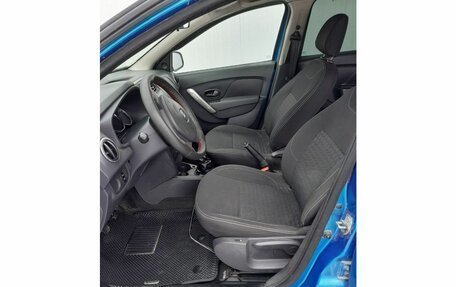 Renault Logan II, 2016 год, 899 000 рублей, 10 фотография