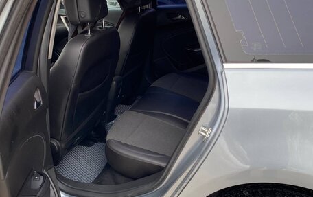 Opel Astra J, 2011 год, 831 000 рублей, 10 фотография