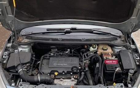 Opel Astra J, 2011 год, 831 000 рублей, 7 фотография