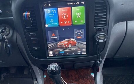 Toyota Land Cruiser 100 рестайлинг 2, 1998 год, 2 390 000 рублей, 18 фотография