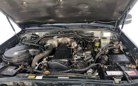 Toyota Land Cruiser 100 рестайлинг 2, 1998 год, 2 390 000 рублей, 17 фотография