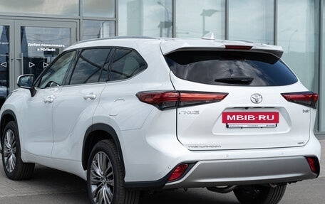 Toyota Highlander, 2025 год, 5 840 000 рублей, 8 фотография