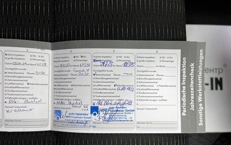 Volkswagen Multivan T6 рестайлинг, 2019 год, 3 995 000 рублей, 23 фотография