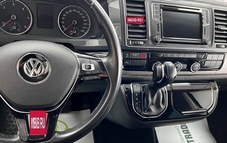 Volkswagen Multivan T6 рестайлинг, 2019 год, 3 995 000 рублей, 18 фотография