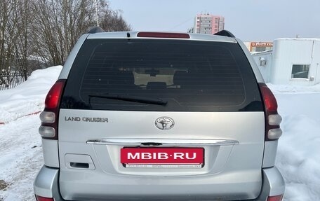 Toyota Land Cruiser Prado 120 рестайлинг, 2007 год, 1 800 000 рублей, 6 фотография