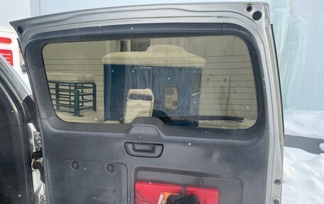 Toyota Land Cruiser Prado 120 рестайлинг, 2007 год, 1 800 000 рублей, 20 фотография