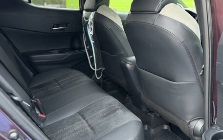 Toyota C-HR I рестайлинг, 2022 год, 2 120 000 рублей, 15 фотография