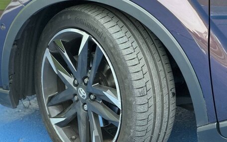 Toyota C-HR I рестайлинг, 2022 год, 2 120 000 рублей, 6 фотография