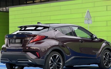 Toyota C-HR I рестайлинг, 2022 год, 2 120 000 рублей, 5 фотография