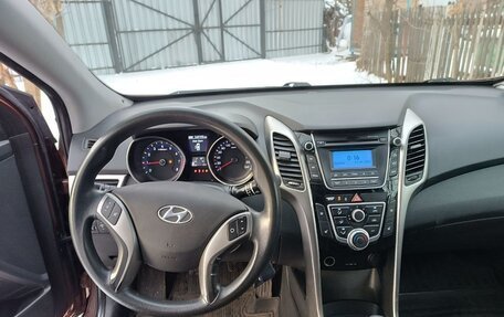 Hyundai i30 II рестайлинг, 2013 год, 850 000 рублей, 5 фотография