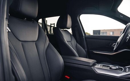 BMW 3 серия, 2023 год, 6 630 000 рублей, 18 фотография