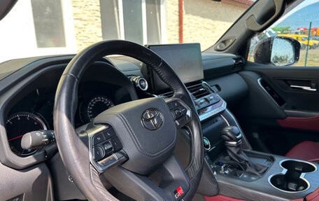 Toyota Land Cruiser, 2023 год, 9 050 000 рублей, 7 фотография