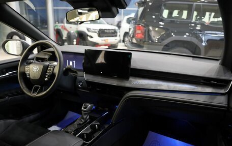 Toyota Camry, 2025 год, 4 800 000 рублей, 14 фотография