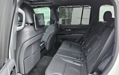 Lexus LX, 2023 год, 11 400 000 рублей, 8 фотография