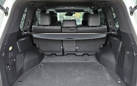 Lexus LX, 2023 год, 11 400 000 рублей, 13 фотография