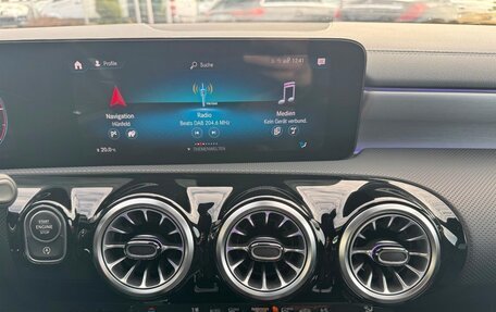 Mercedes-Benz CLA, 2023 год, 3 530 000 рублей, 13 фотография